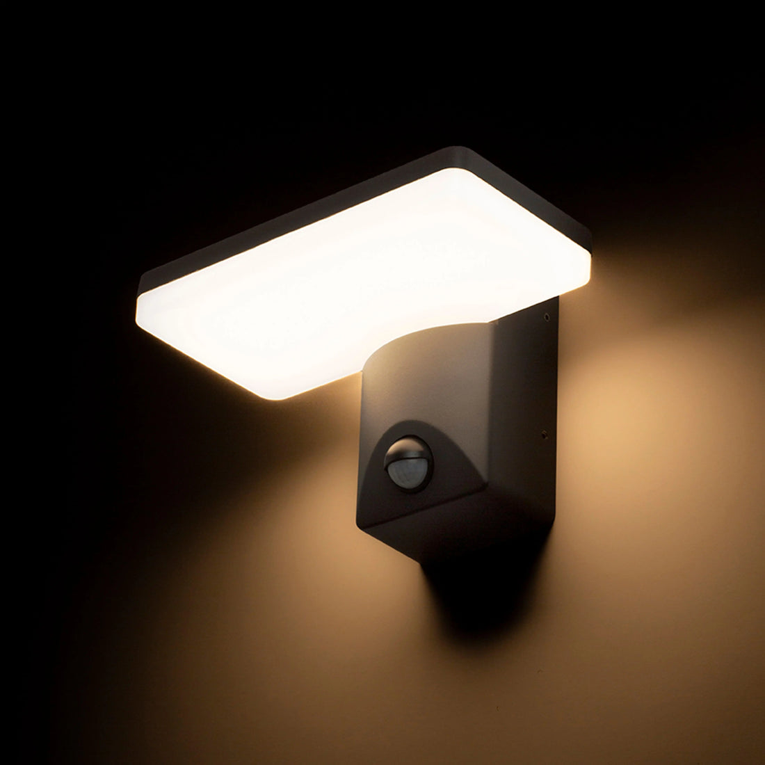 Outdoor-Lighting-Garden-Terrace-Facade-Rendl.com Rendl Light Studio