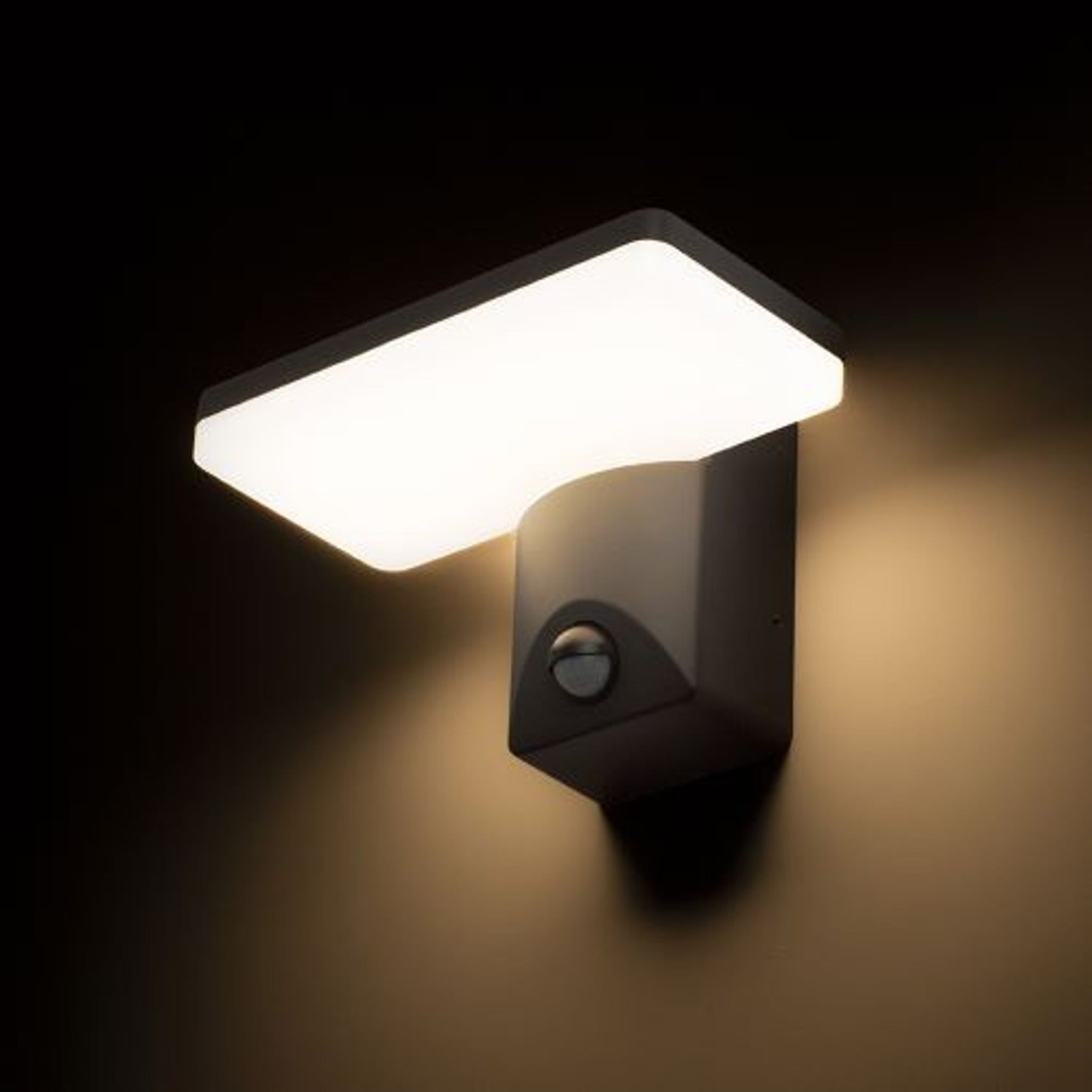 Lampade esterne con sensore
