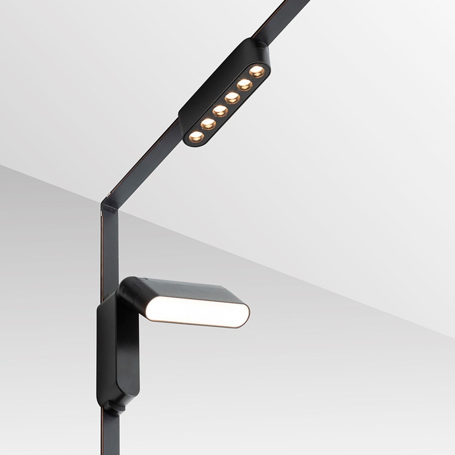 RENDL Ultra-thin track system OXANA 11 for the VEGA/WAVE system black  24= LED 6W 24°  3000K 4000K 6500K R14323 6